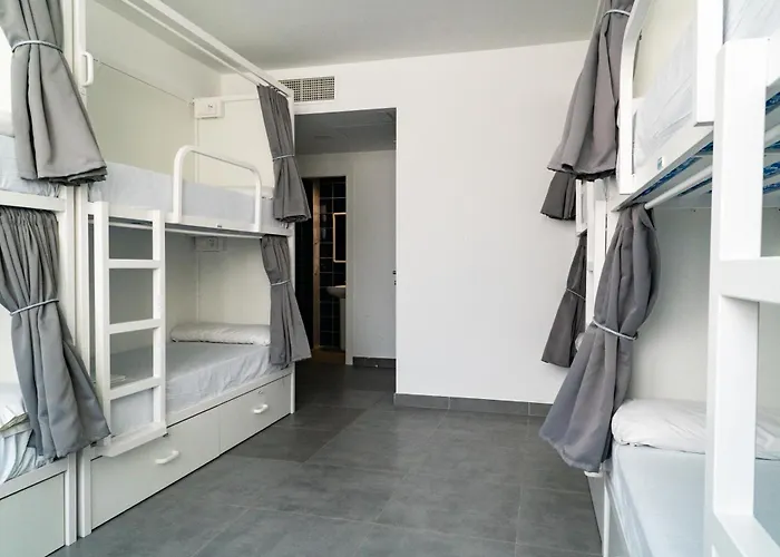 Hostel Sea